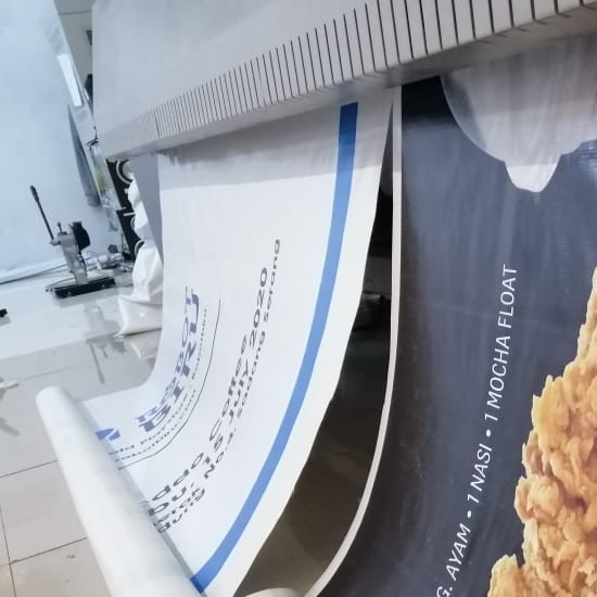 Spanduk / Baliho / Banner Flexi Korea 440 gsm