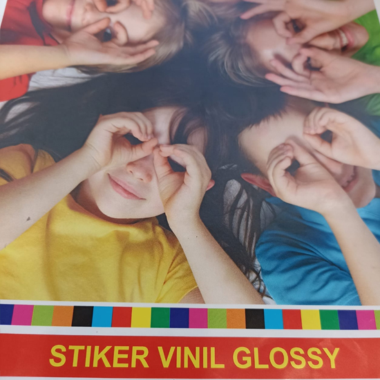 STIKER VINIL GLOSSY A3+ CUTTING