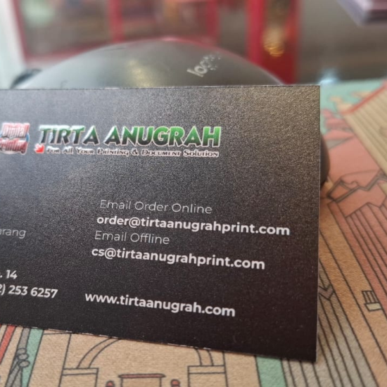 Kartu Nama AP260 + Spot UV